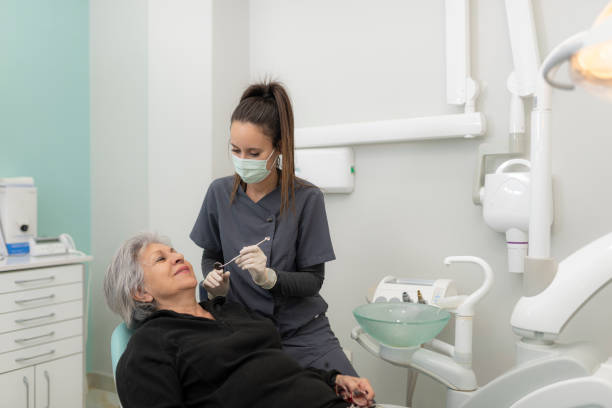 Best Dentist Open on Weekends  in Bannockburn, IL